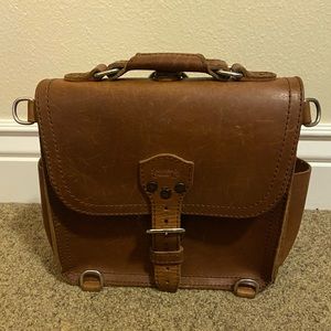 RARE Saddleback Leather Co. Unisex Small Rounded Leather Satchel (Discontinued)
